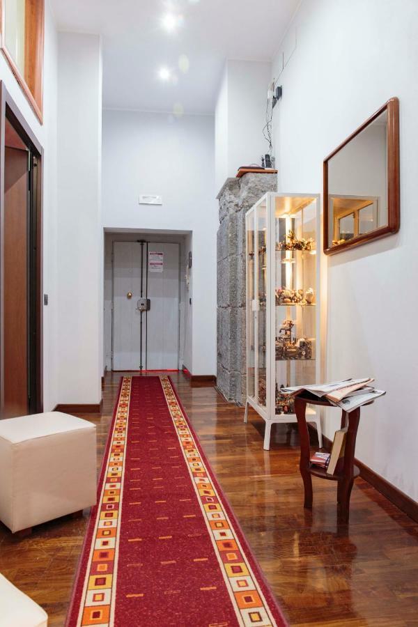 Palazzo Carafa Della Spina Room And Apartment Nápoles Exterior foto